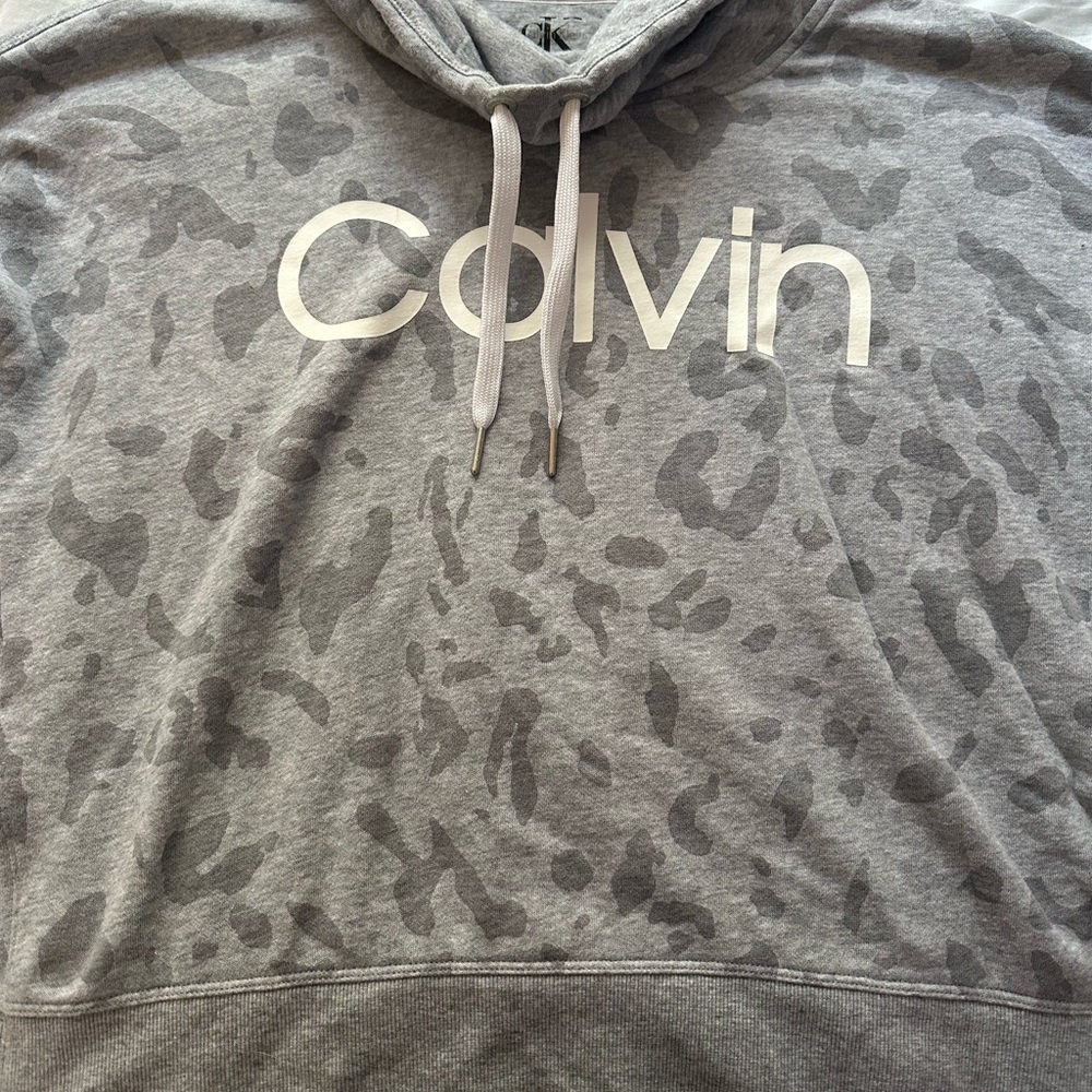 Women’s Calvin Klein Cowl Neck Leopard Print Pullover Sweatshirt